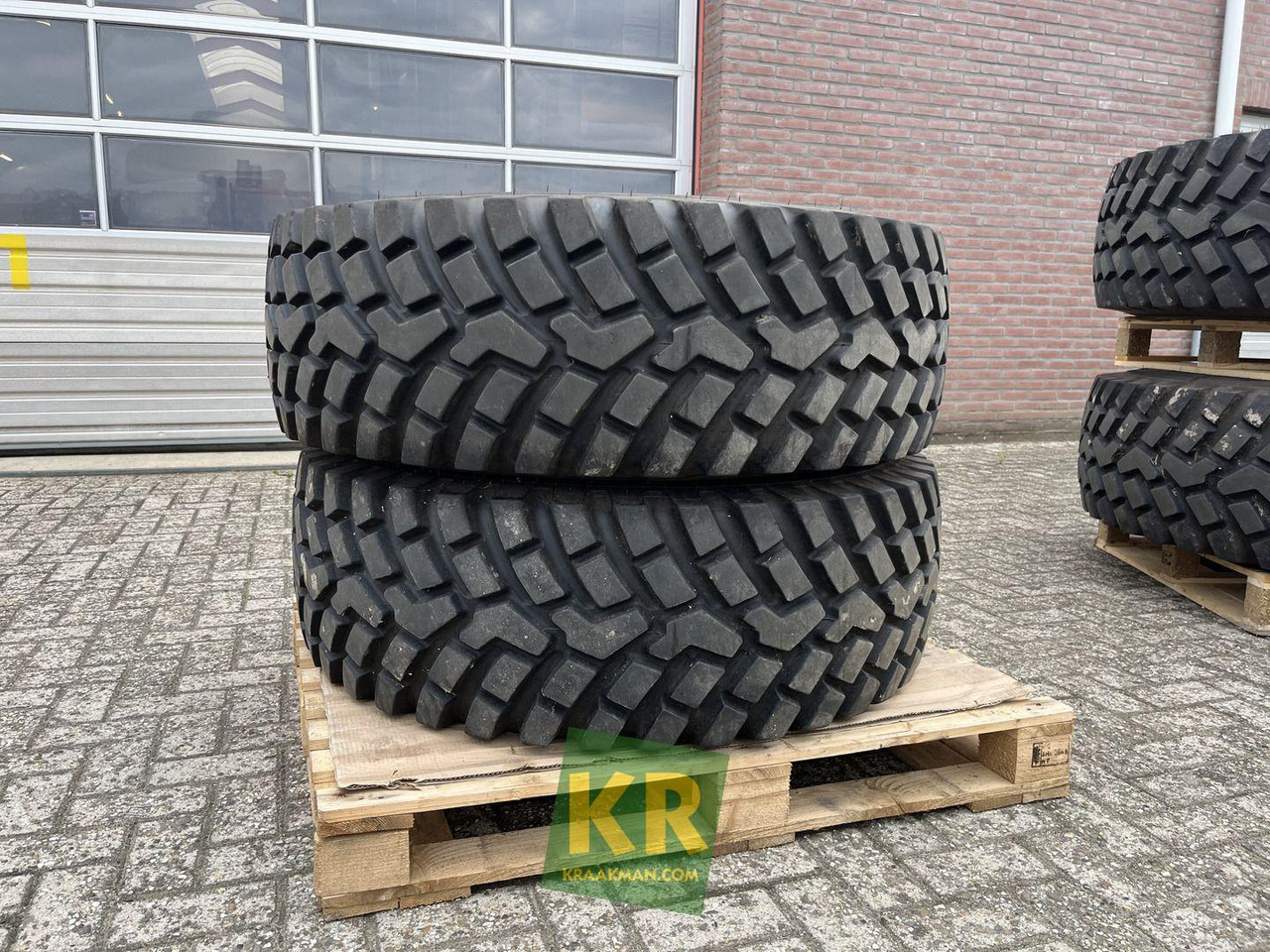 Overige banden Overige - Tire for Agricultural machinery: picture 1 Overige banden Overige - Tire for Agricultural machinery: picture 1