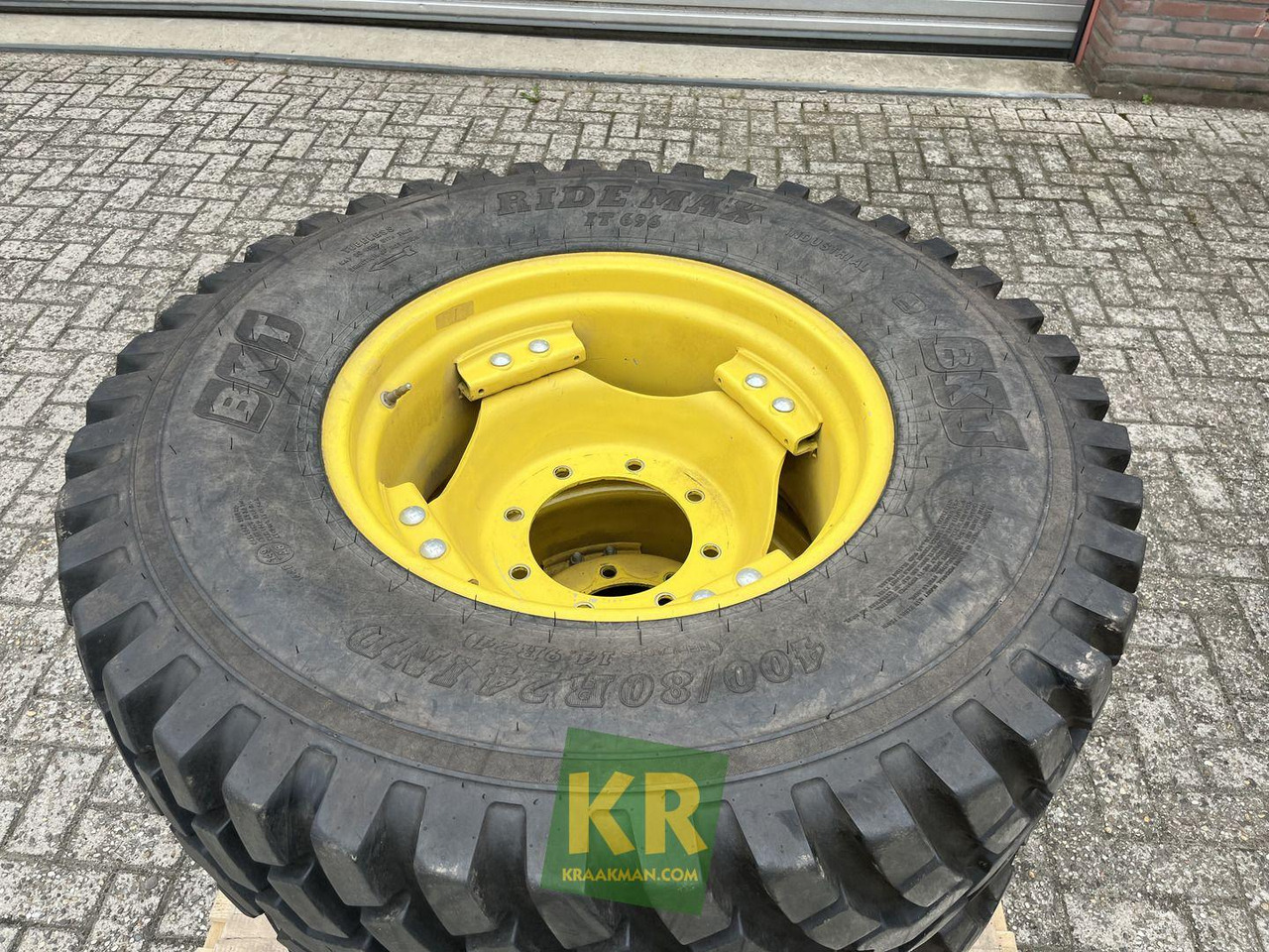 Overige banden Overige - Tire for Agricultural machinery: picture 5 Overige banden Overige - Tire for Agricultural machinery: picture 5