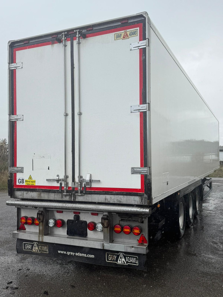 Gray and Adams 2015 Vector 1350 – MJG038 - Refrigerator semi-trailer: picture 5 Gray and Adams 2015 Vector 1350 – MJG038 - Refrigerator semi-trailer: picture 5