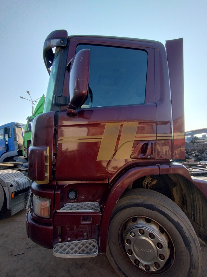 KABINA Scania 94 114 124 - Cab and interior: picture 2 KABINA Scania 94 114 124 - Cab and interior: picture 2