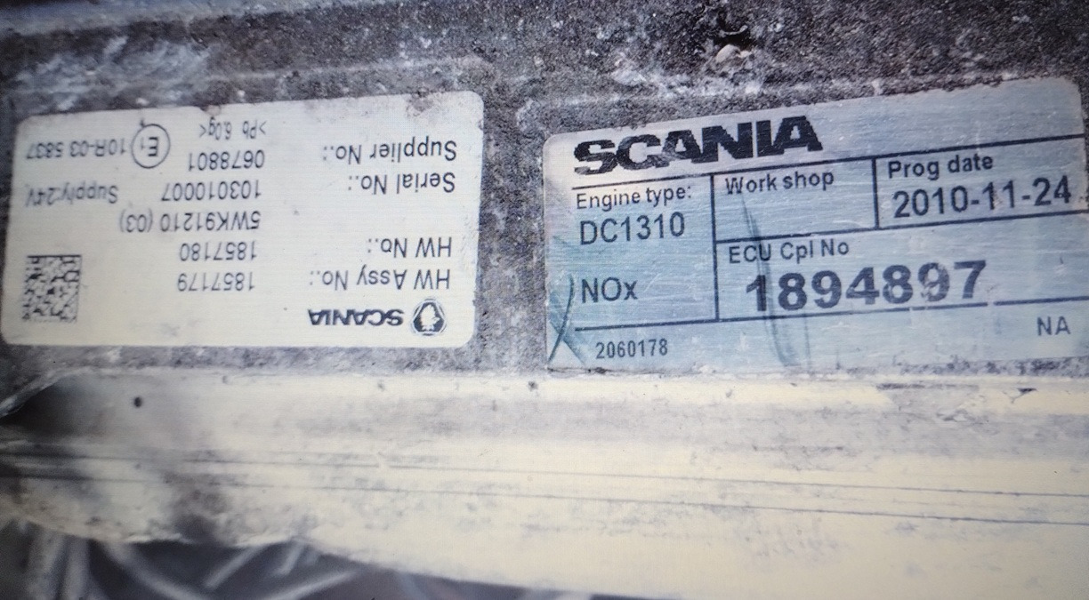 SCANIA STEROWNIK SILNIKA R 440 XPI E5 DC1310 1894897 1857179 1857180 - ECU: picture 1 SCANIA STEROWNIK SILNIKA R 440 XPI E5 DC1310 1894897 1857179 1857180 - ECU: picture 1