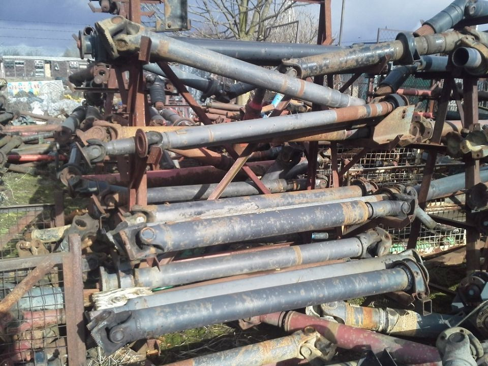 WAŁ NAPĘDOWY MERCEDES SK 1735 1820 1827 1831 1834 1844 1850 1853 2031 - Propeller shaft: picture 2 WAŁ NAPĘDOWY MERCEDES SK 1735 1820 1827 1831 1834 1844 1850 1853 2031 - Propeller shaft: picture 2