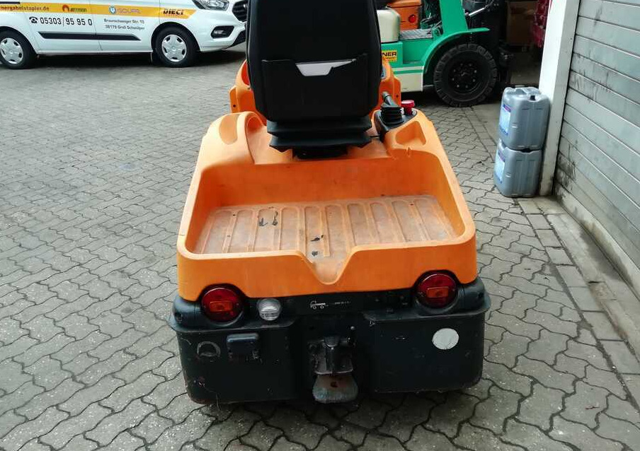 Still R06-06 - Tow tractor: picture 5 Still R06-06 - Tow tractor: picture 5