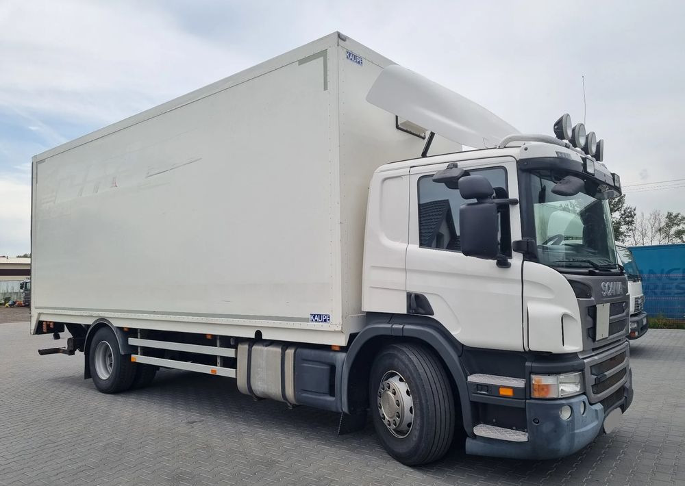 Scania P 360 - Box truck: picture 3 Scania P 360 - Box truck: picture 3