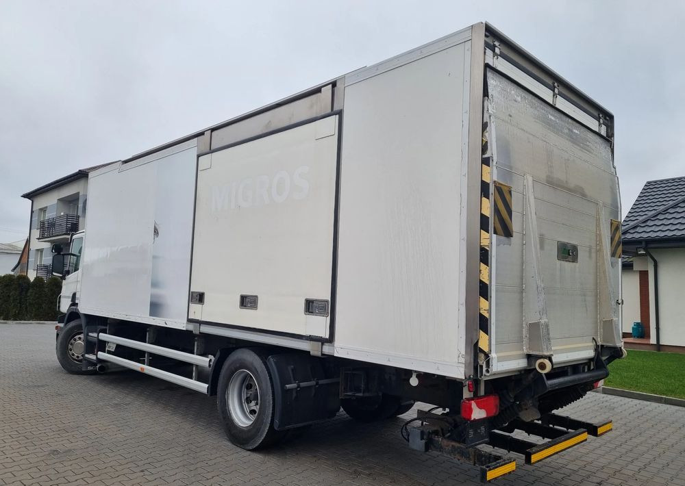 Scania P400 - Refrigerator truck: picture 3 Scania P400 - Refrigerator truck: picture 3