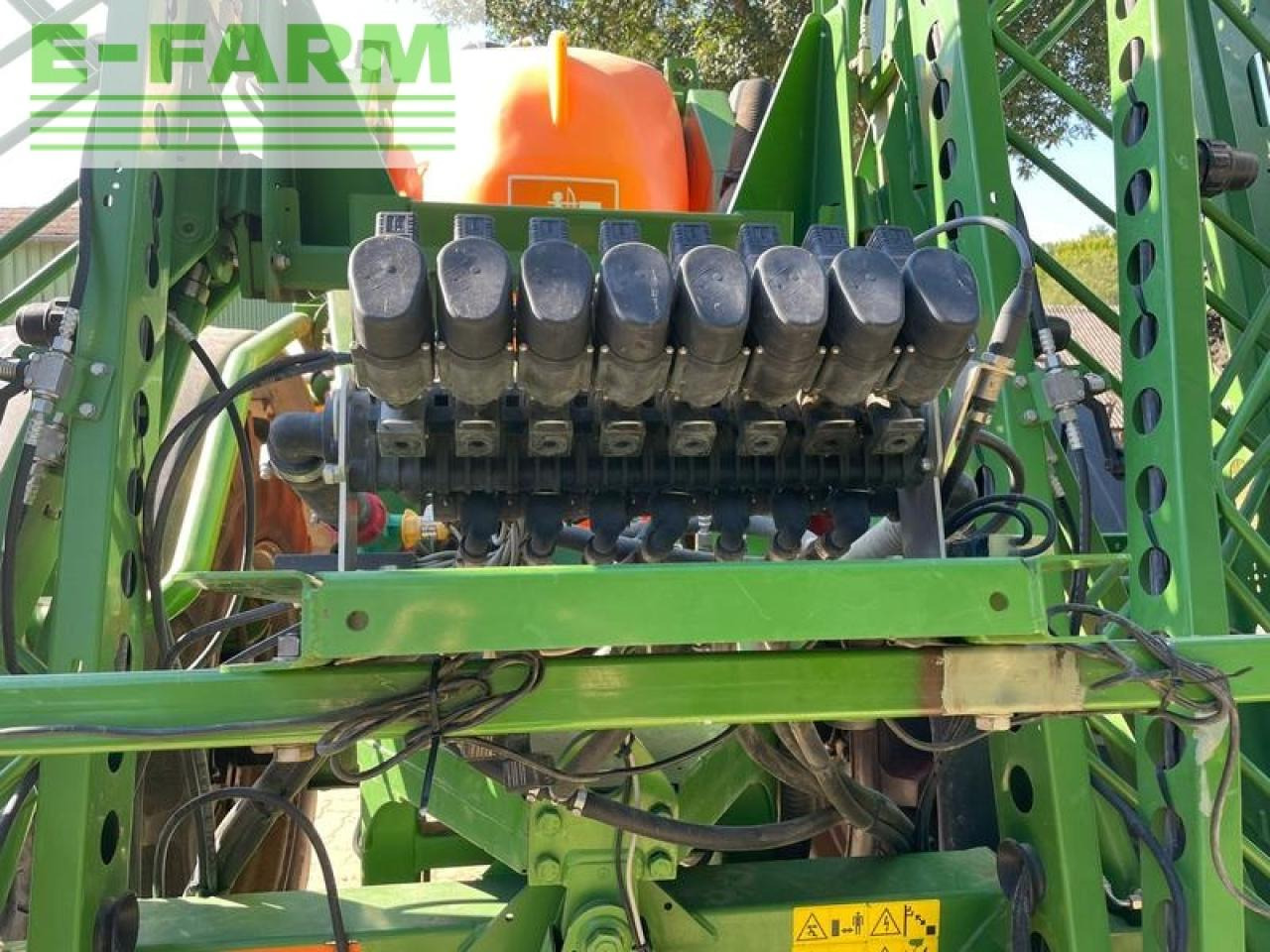 Amazone ux 4200 special - Trailed sprayer: picture 3 Amazone ux 4200 special - Trailed sprayer: picture 3