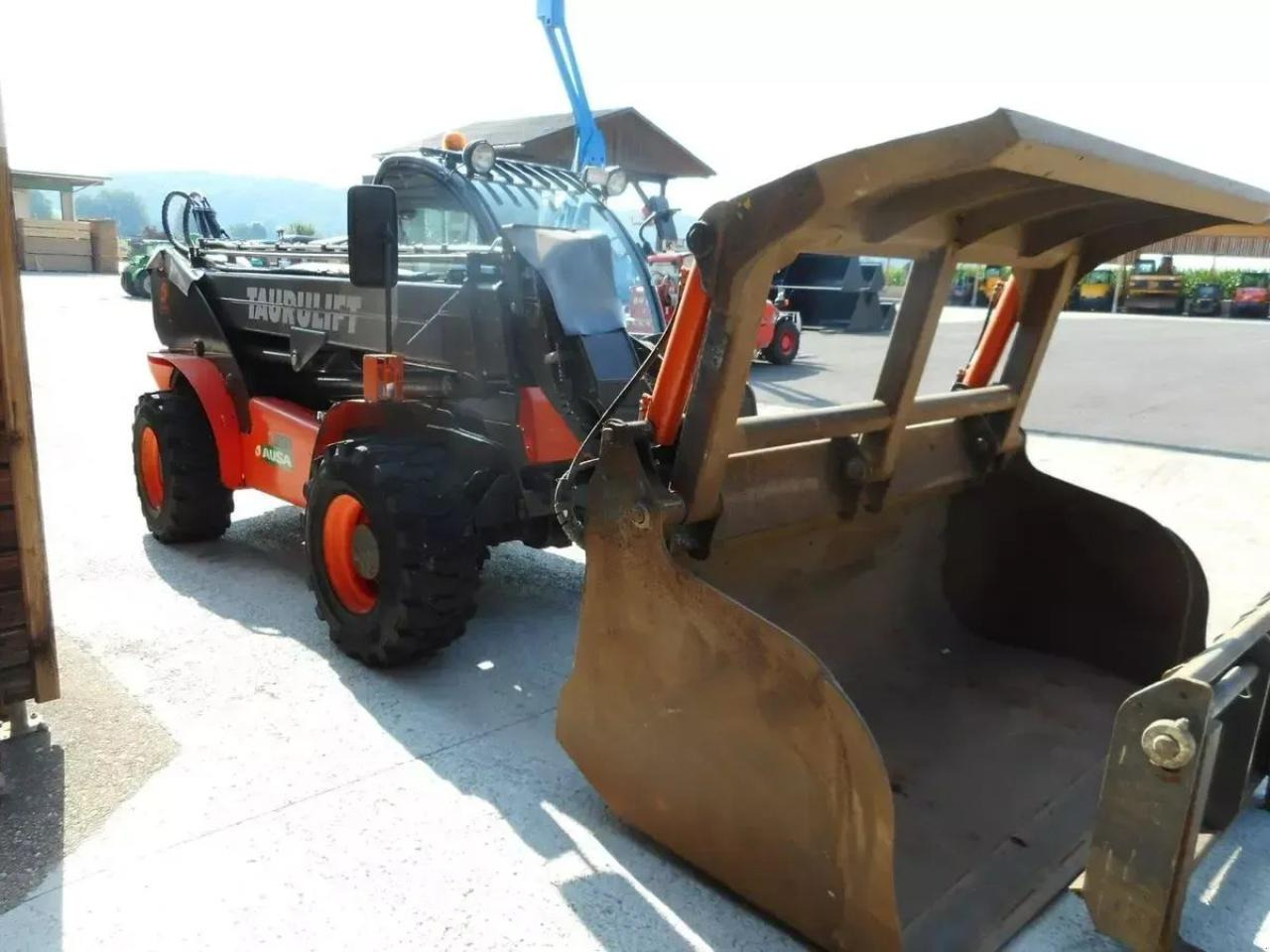 Ausa t307h ( 3t 7m ) nur 2,07 hoch u. 2,02 breit !! - Telescopic handler: picture 4 Ausa t307h ( 3t 7m ) nur 2,07 hoch u. 2,02 breit !! - Telescopic handler: picture 4