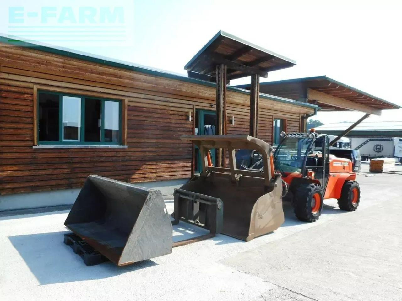 Ausa t307h ( 3t 7m ) nur 2,07 hoch u. 2,02 breit !! - Telescopic handler: picture 2 Ausa t307h ( 3t 7m ) nur 2,07 hoch u. 2,02 breit !! - Telescopic handler: picture 2