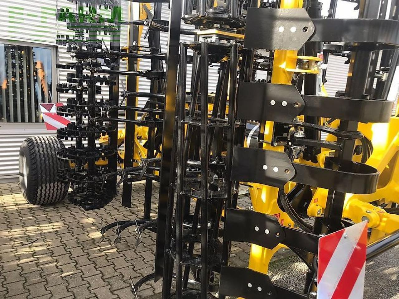 Bednar swifter so 6000 profi - Combine seed drill: picture 3 Bednar swifter so 6000 profi - Combine seed drill: picture 3