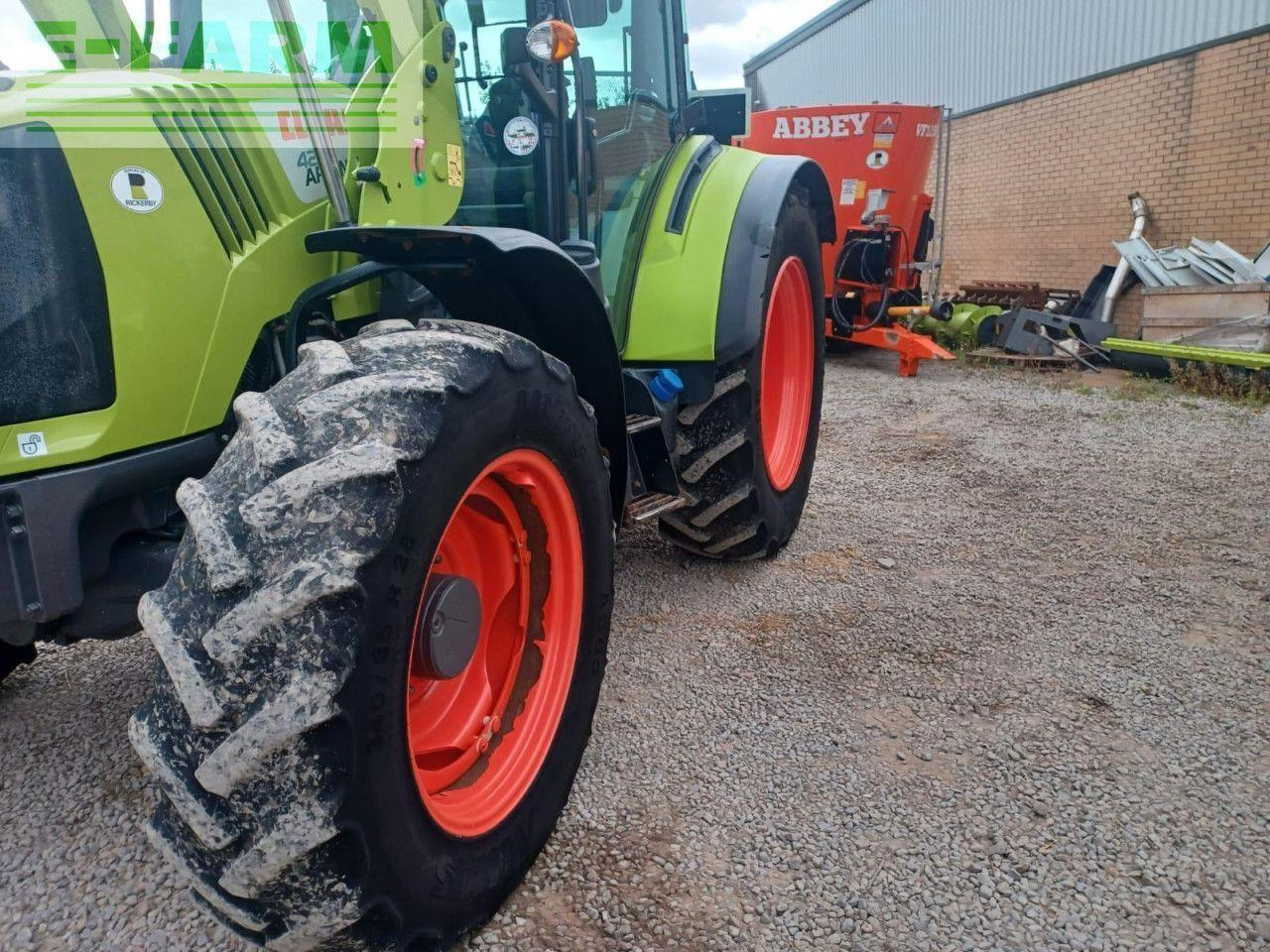CLAAS ARION 420 CLASSIC - Farm tractor: picture 5 CLAAS ARION 420 CLASSIC - Farm tractor: picture 5