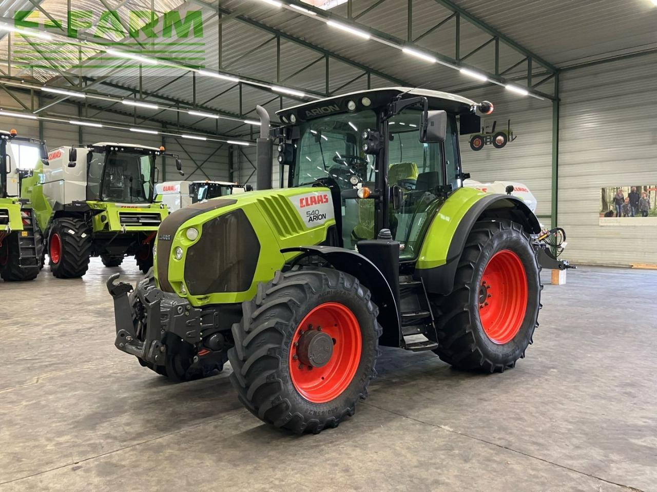 CLAAS ARION 540 stage III b - Farm tractor: picture 1 CLAAS ARION 540 stage III b - Farm tractor: picture 1