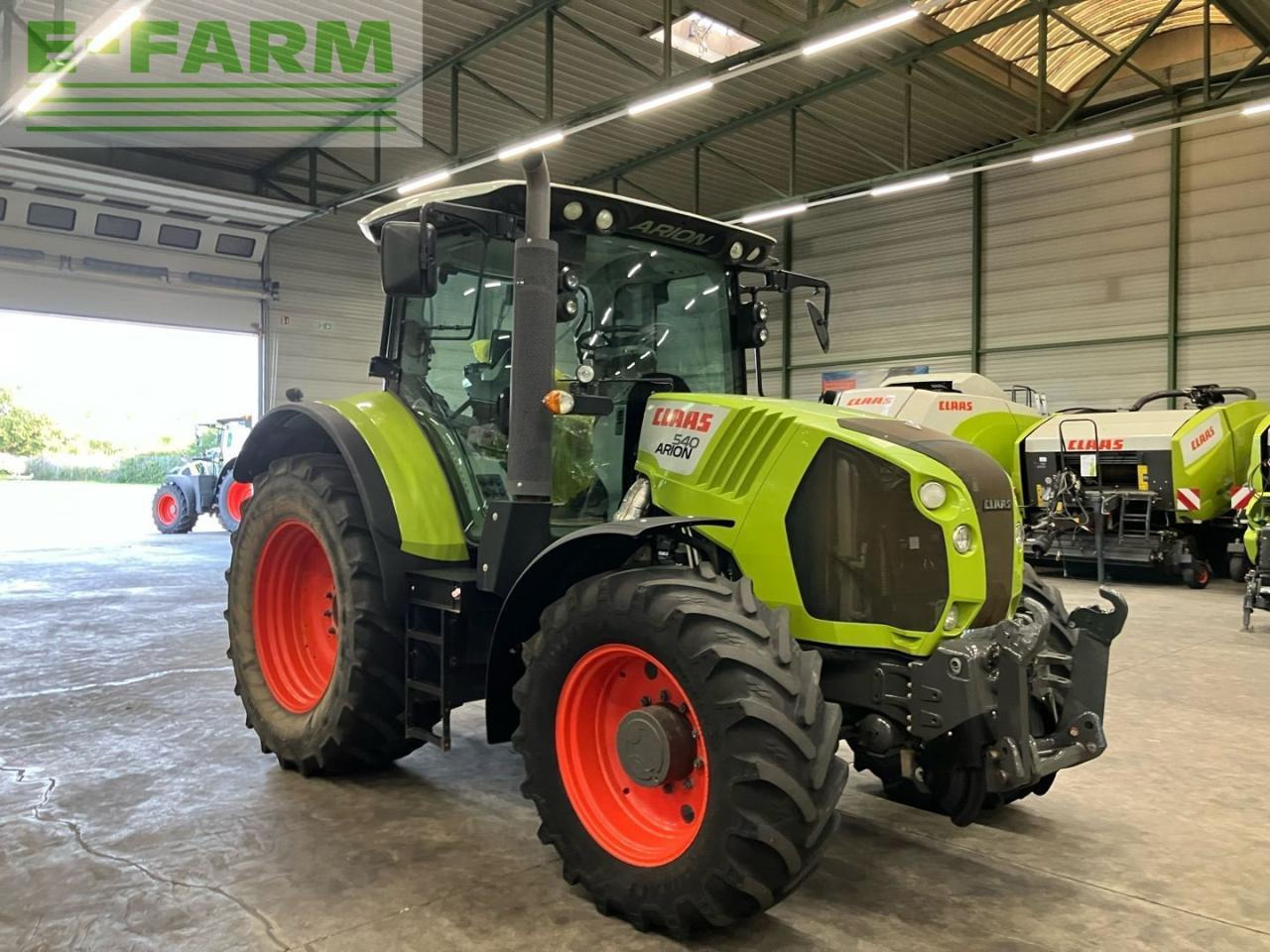 CLAAS ARION 540 stage III b - Farm tractor: picture 4 CLAAS ARION 540 stage III b - Farm tractor: picture 4