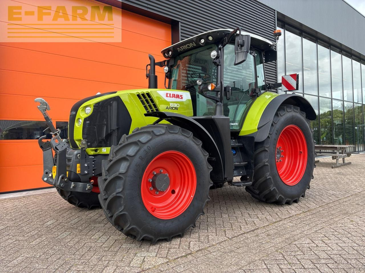 CLAAS ARION 630 St5 CMATIC CIS+ CMATIC CIS+ - Farm tractor: picture 1 CLAAS ARION 630 St5 CMATIC CIS+ CMATIC CIS+ - Farm tractor: picture 1