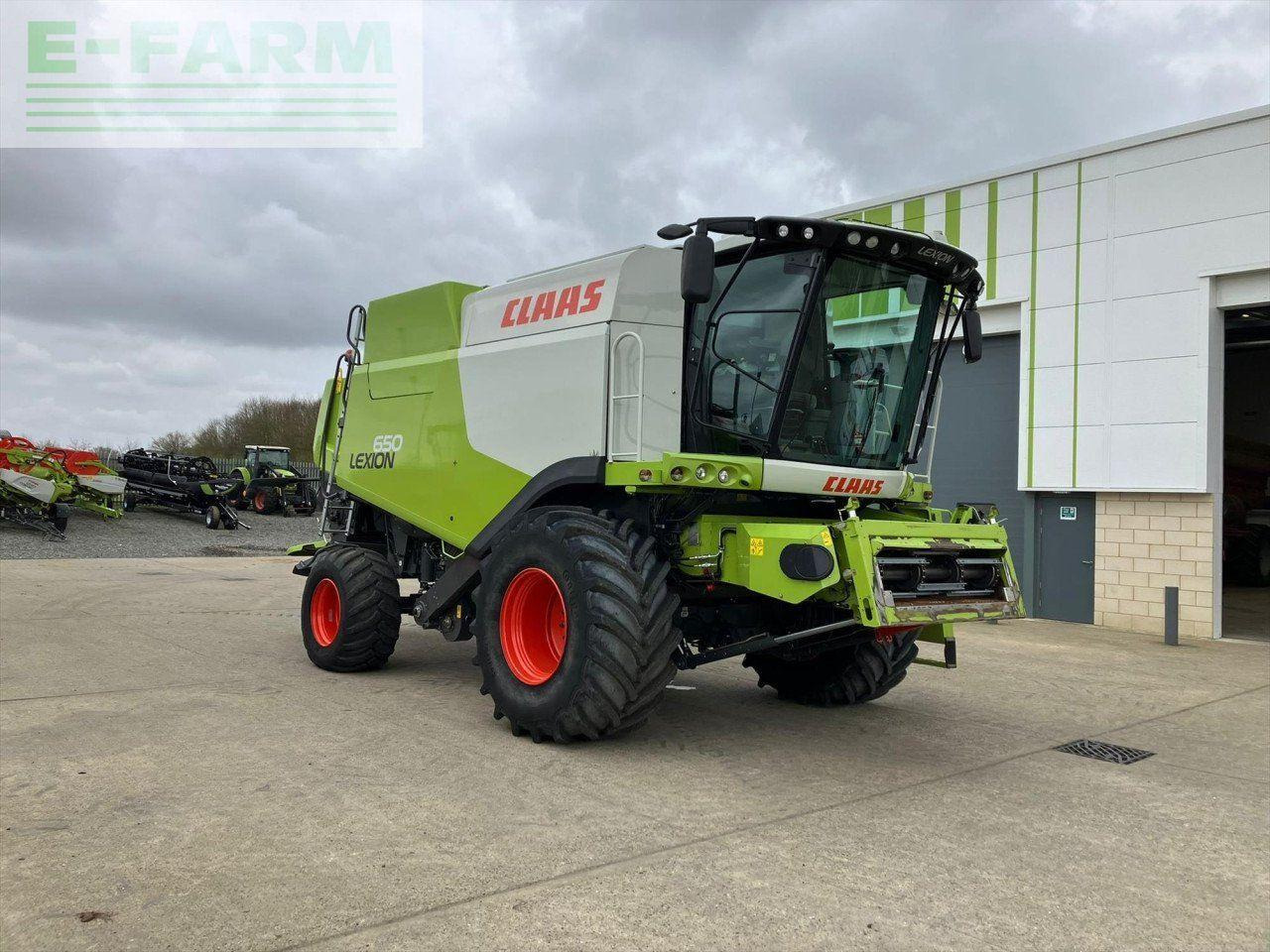 CLAAS LEXION 650 - Combine harvester: picture 3 CLAAS LEXION 650 - Combine harvester: picture 3