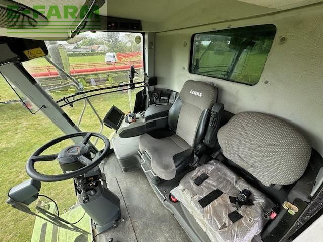 Combine harvester CLAAS LEXION 760 TT: picture 9
