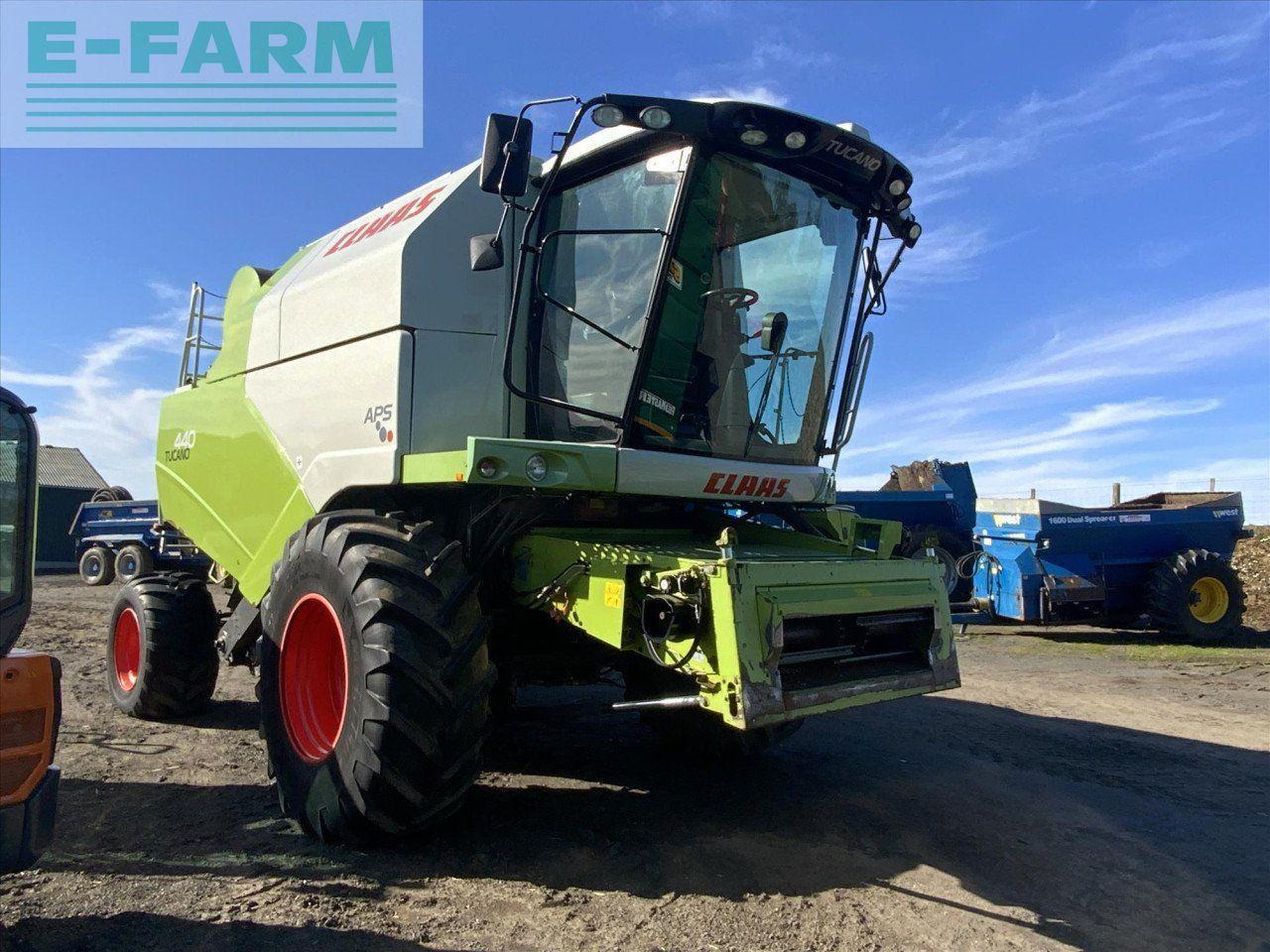 CLAAS USED TUCANO 440 - Combine harvester: picture 2 CLAAS USED TUCANO 440 - Combine harvester: picture 2