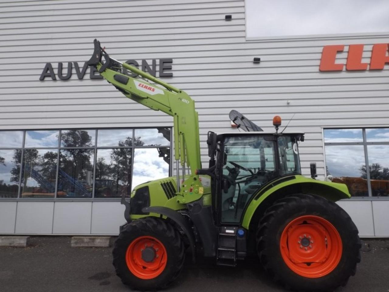 CLAAS arion 430 mr business - Farm tractor: picture 2 CLAAS arion 430 mr business - Farm tractor: picture 2