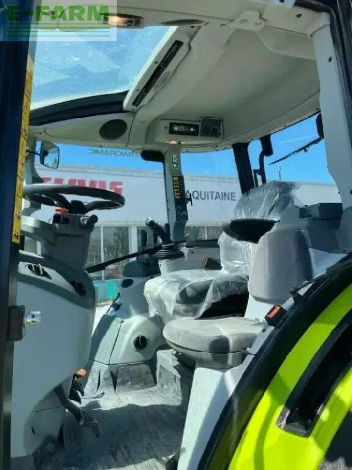 CLAAS arion 430 panoramic - Farm tractor: picture 5 CLAAS arion 430 panoramic - Farm tractor: picture 5