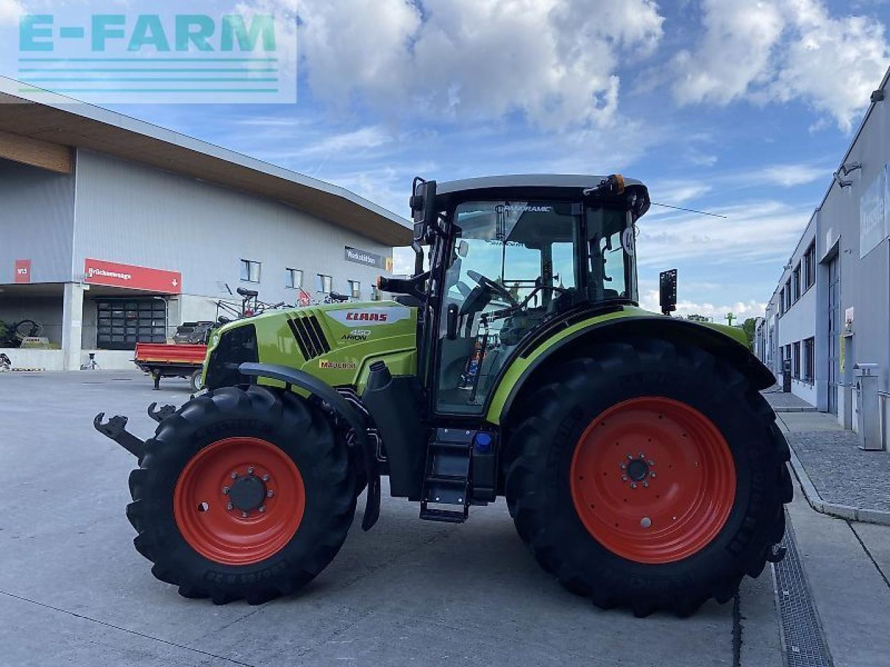 CLAAS arion 450 stage v (cis) CIS - Farm tractor: picture 3 CLAAS arion 450 stage v (cis) CIS - Farm tractor: picture 3