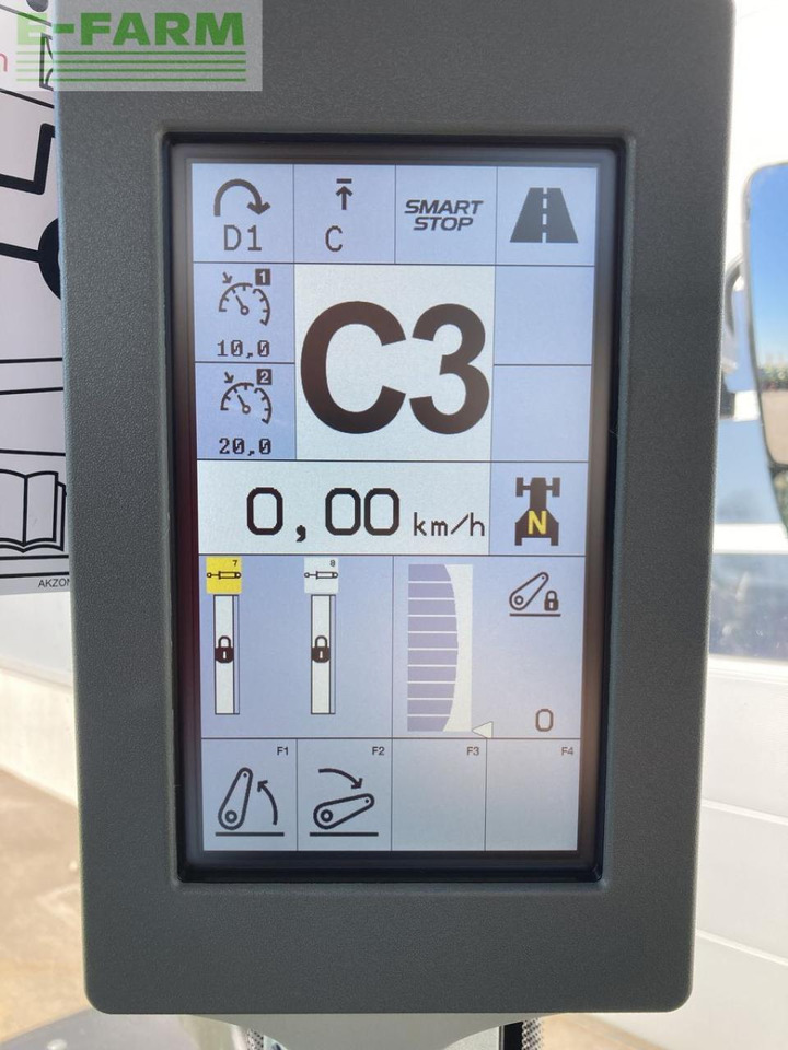 CLAAS arion 450 stage v (cis) CIS - Farm tractor: picture 3 CLAAS arion 450 stage v (cis) CIS - Farm tractor: picture 3