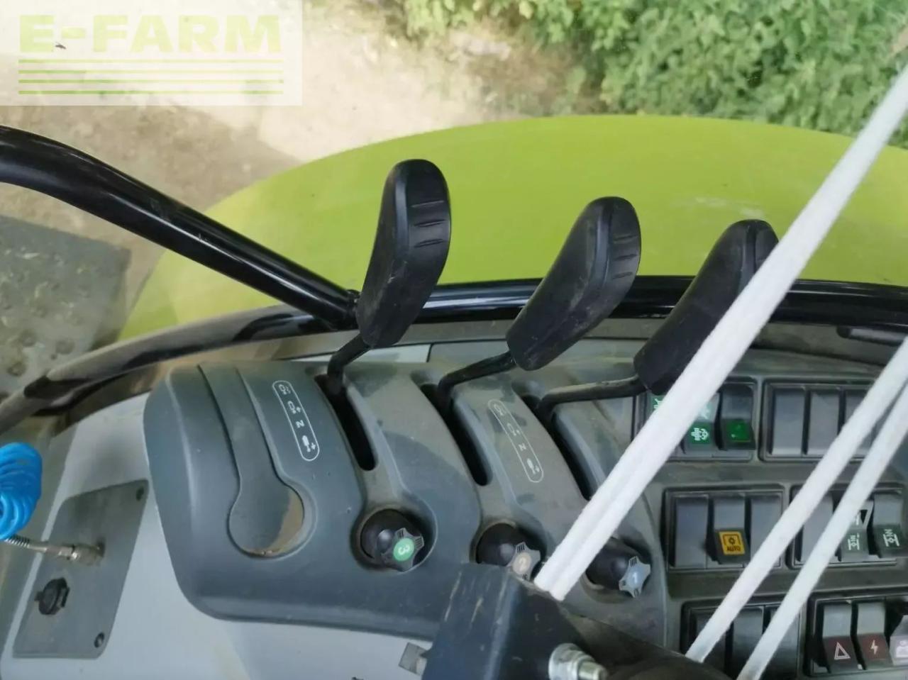CLAAS arion 510 - Farm tractor: picture 4 CLAAS arion 510 - Farm tractor: picture 4