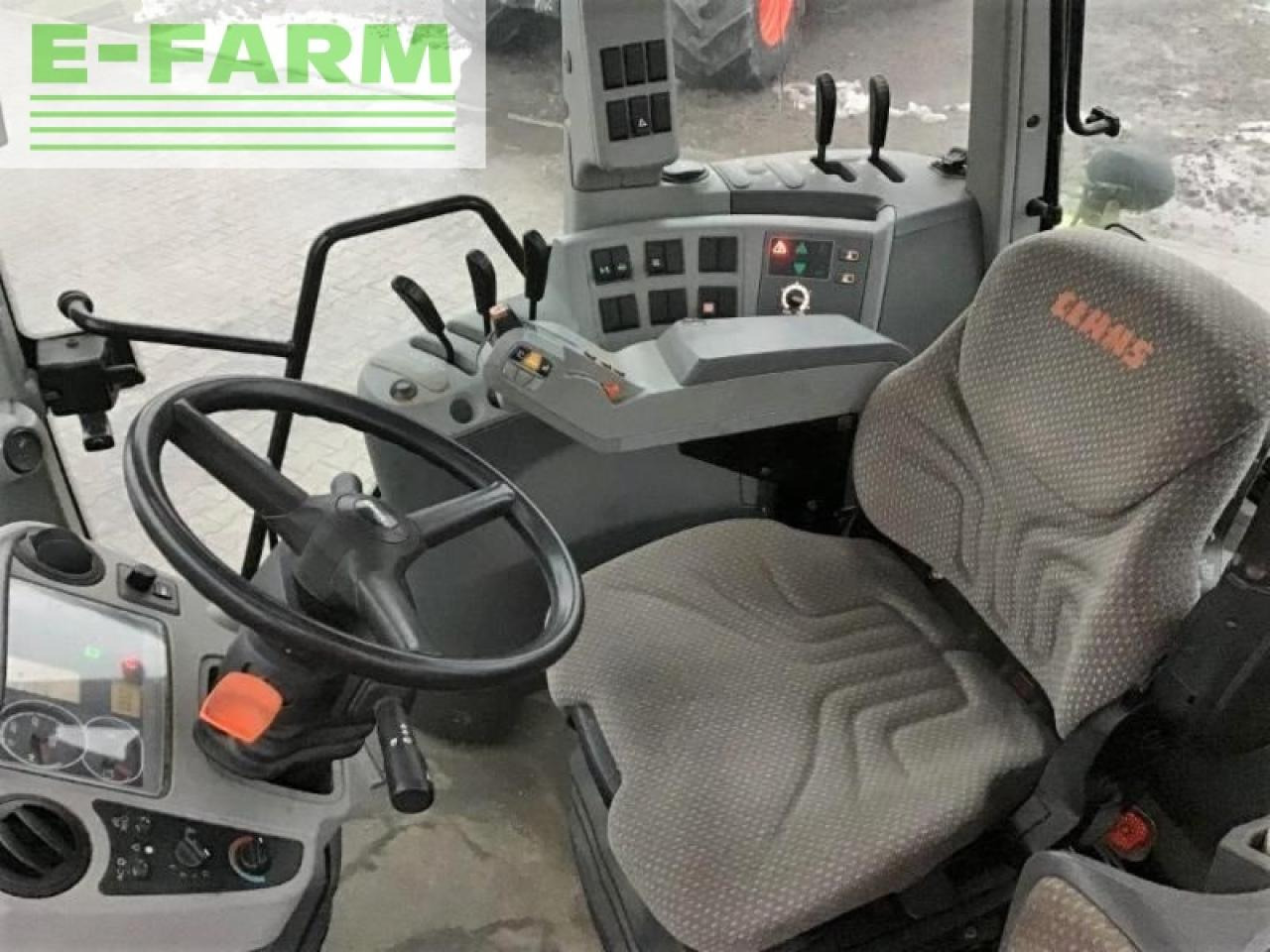 Farm tractor CLAAS arion 530 cis CIS: picture 8