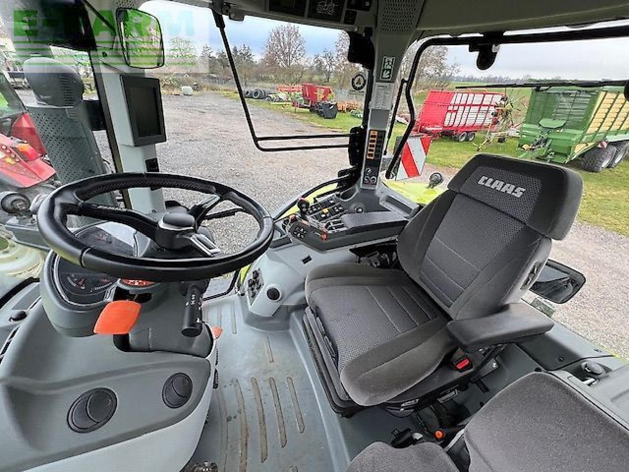 CLAAS arion 650 - Farm tractor: picture 3 CLAAS arion 650 - Farm tractor: picture 3