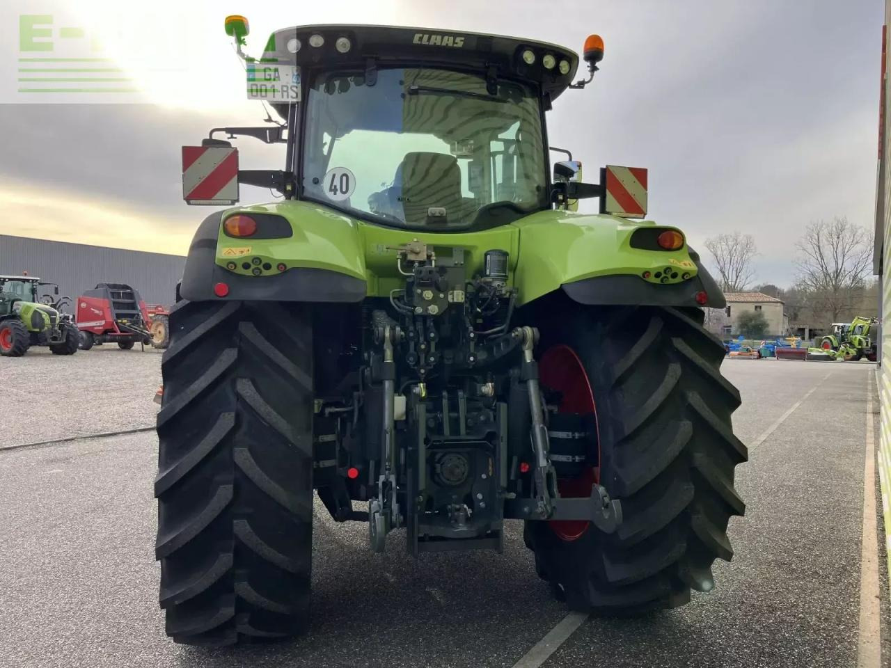 CLAAS axion 800 hexashift ls+ - Farm tractor: picture 5 CLAAS axion 800 hexashift ls+ - Farm tractor: picture 5