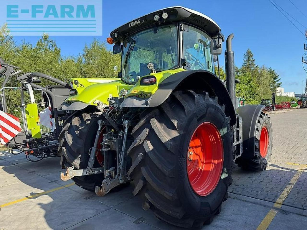 CLAAS axion 810 cebis hexa-shift - Farm tractor: picture 5 CLAAS axion 810 cebis hexa-shift - Farm tractor: picture 5