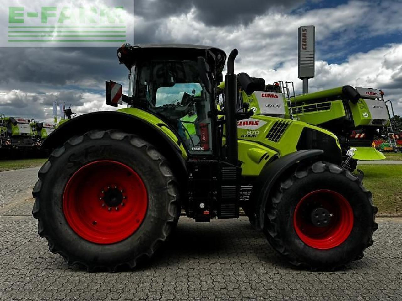 Farm tractor CLAAS axion 870: picture 7
