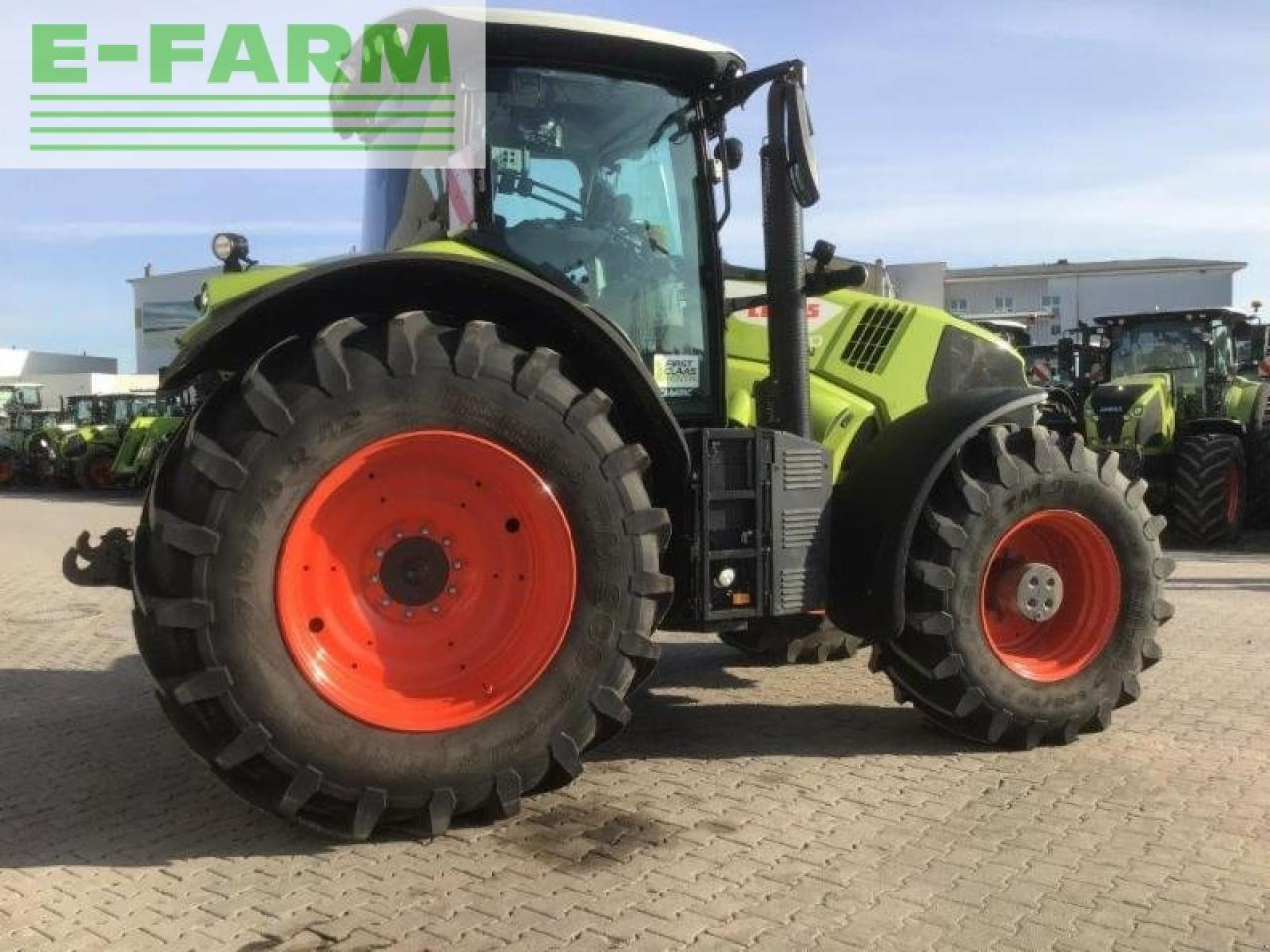 CLAAS axion 870 cmatic CMATIC - Farm tractor: picture 4 CLAAS axion 870 cmatic CMATIC - Farm tractor: picture 4