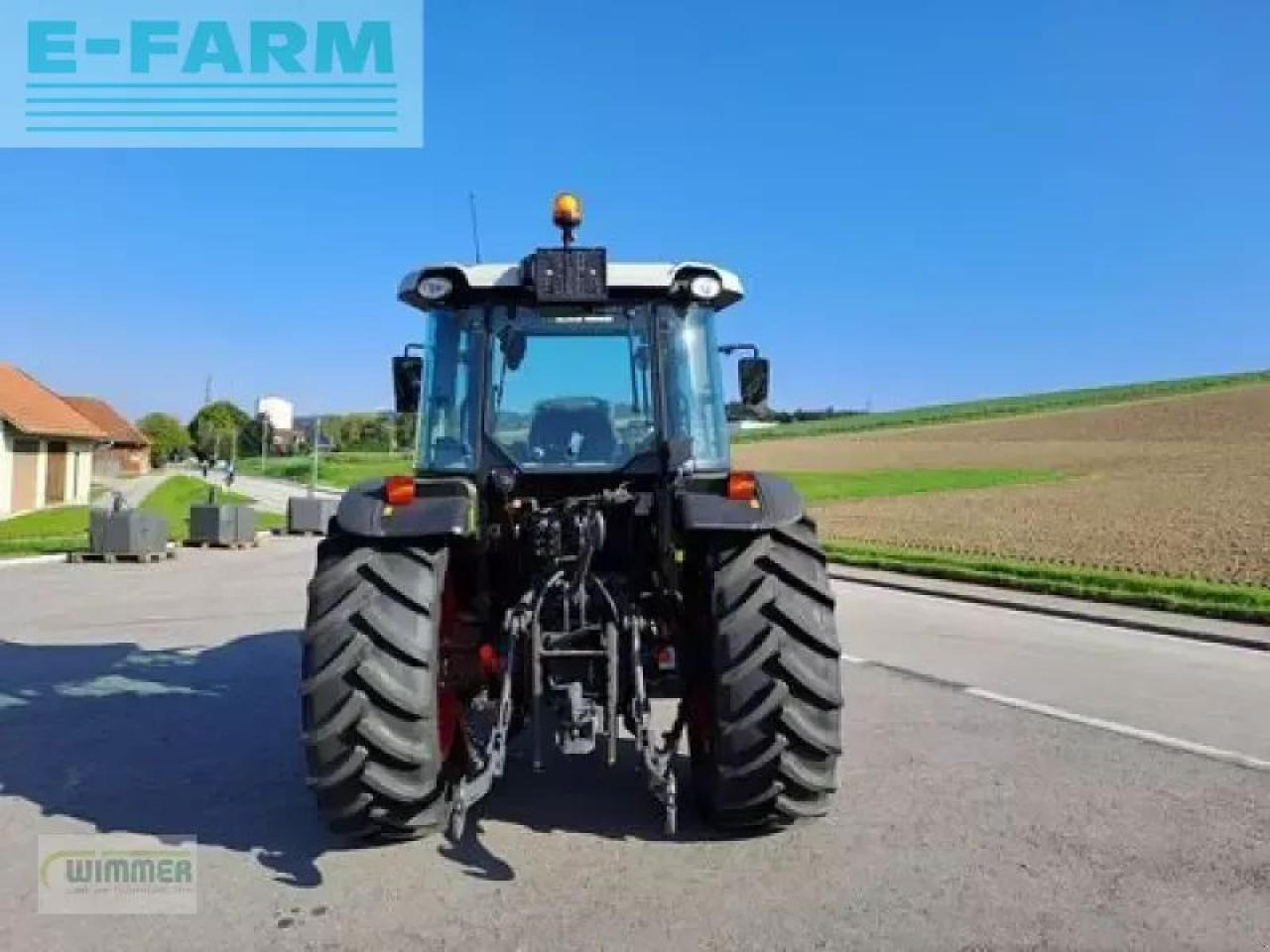 CLAAS axos 240 - Farm tractor: picture 5 CLAAS axos 240 - Farm tractor: picture 5