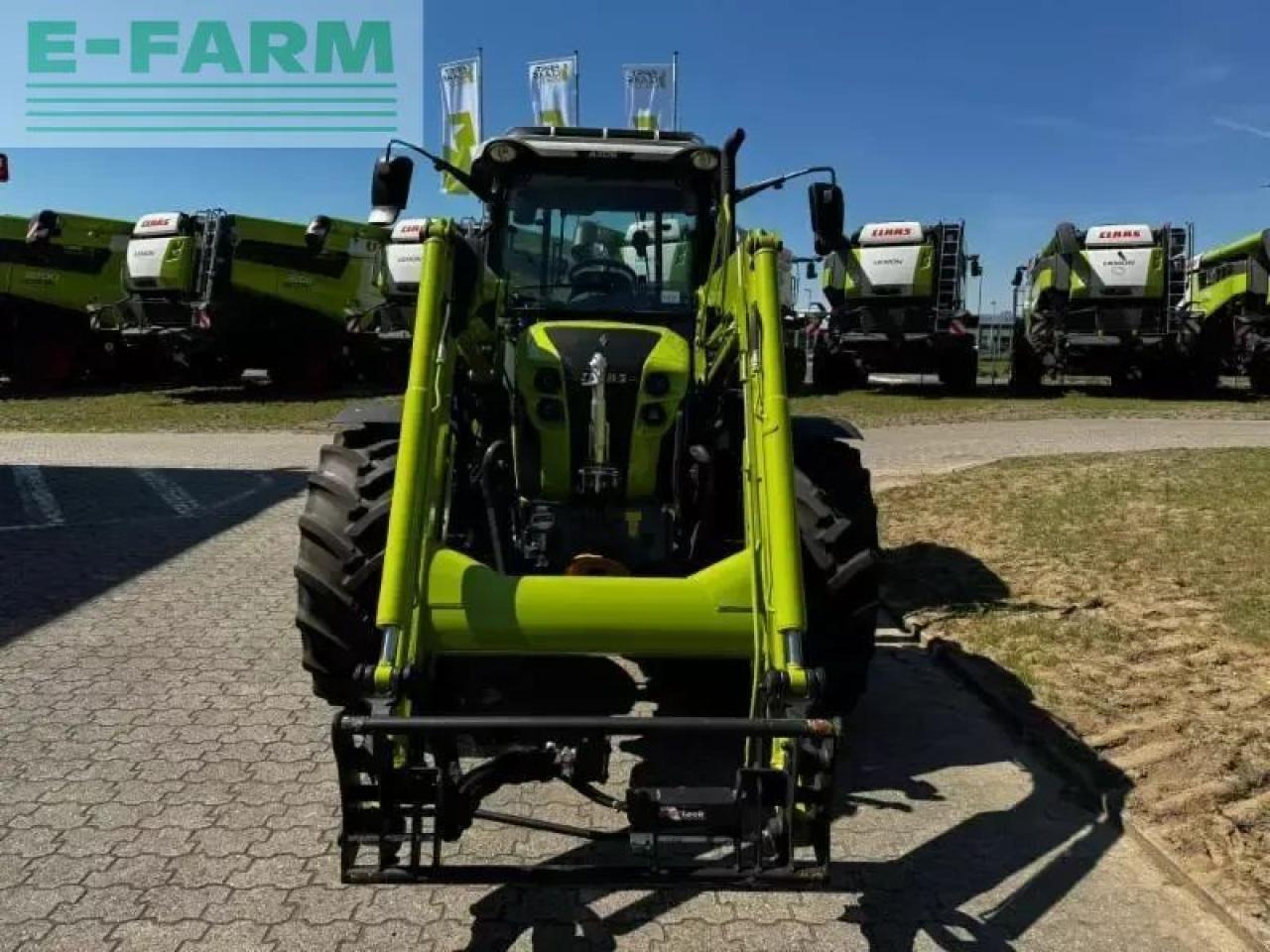 Farm tractor CLAAS axos 240 stage v: picture 9