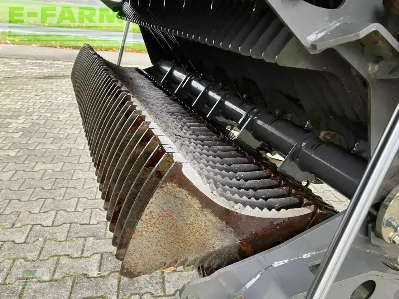 CLAAS cargos 8500 tridem - Self-loading wagon: picture 4 CLAAS cargos 8500 tridem - Self-loading wagon: picture 4