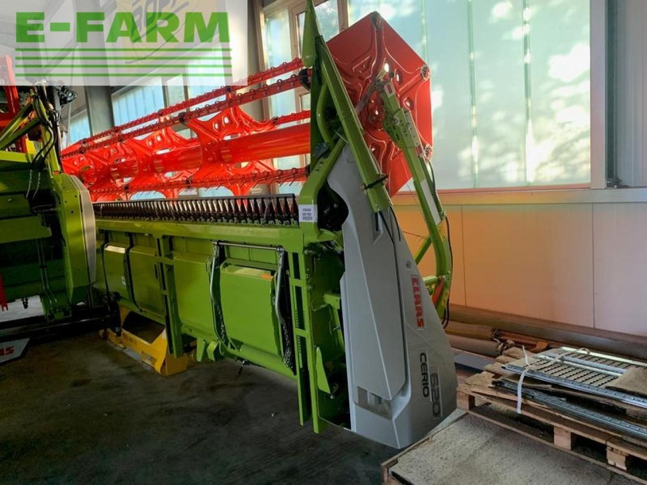CLAAS cerio 620 - Grain header: picture 1 CLAAS cerio 620 - Grain header: picture 1