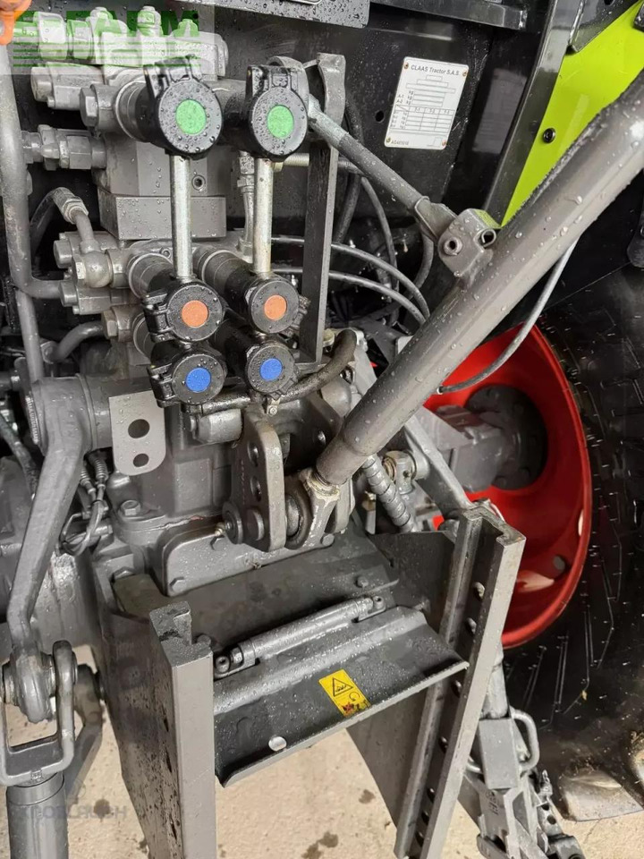 CLAAS elios 210 - Farm tractor: picture 4 CLAAS elios 210 - Farm tractor: picture 4
