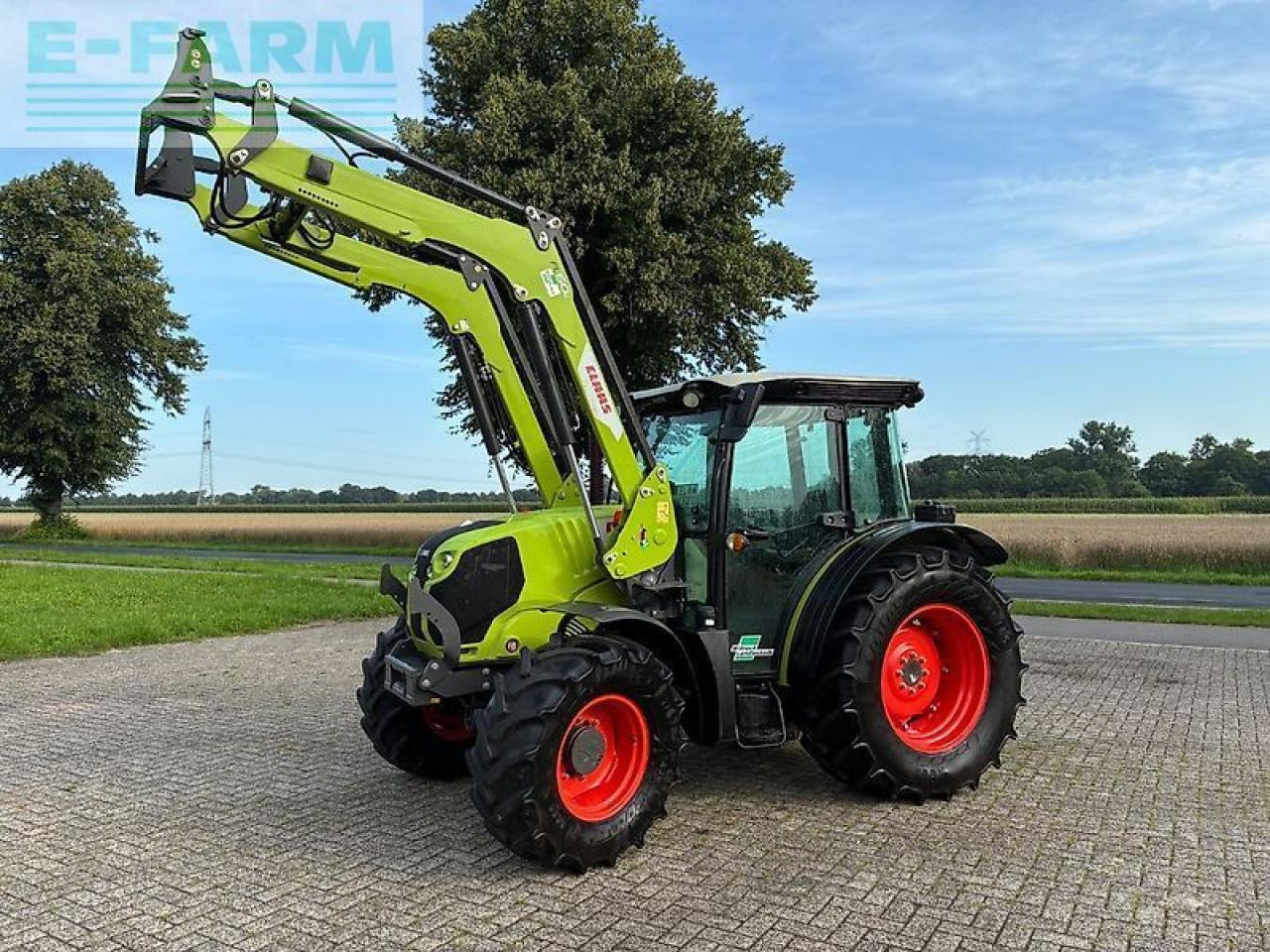 CLAAS elios 220 - Farm tractor: picture 1 CLAAS elios 220 - Farm tractor: picture 1