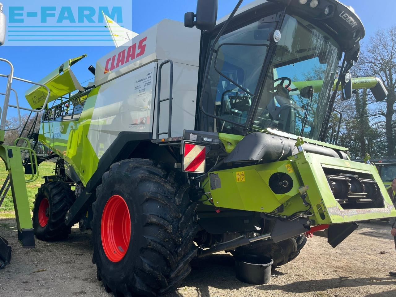 CLAAS lexion 5300 - Combine harvester: picture 5 CLAAS lexion 5300 - Combine harvester: picture 5