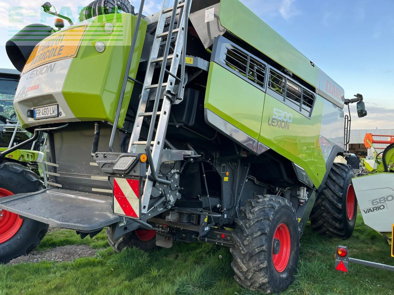 CLAAS lexion 5300 - Combine harvester: picture 4 CLAAS lexion 5300 - Combine harvester: picture 4