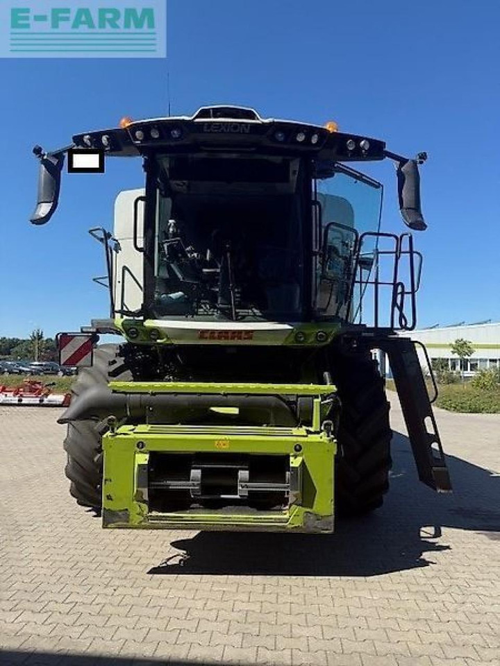 CLAAS lexion 7700 - Combine harvester: picture 2 CLAAS lexion 7700 - Combine harvester: picture 2