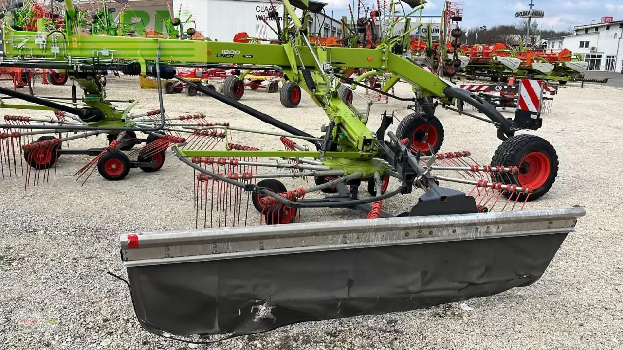 CLAAS liner 1800 twin - Tedder/ Rake: picture 4 CLAAS liner 1800 twin - Tedder/ Rake: picture 4