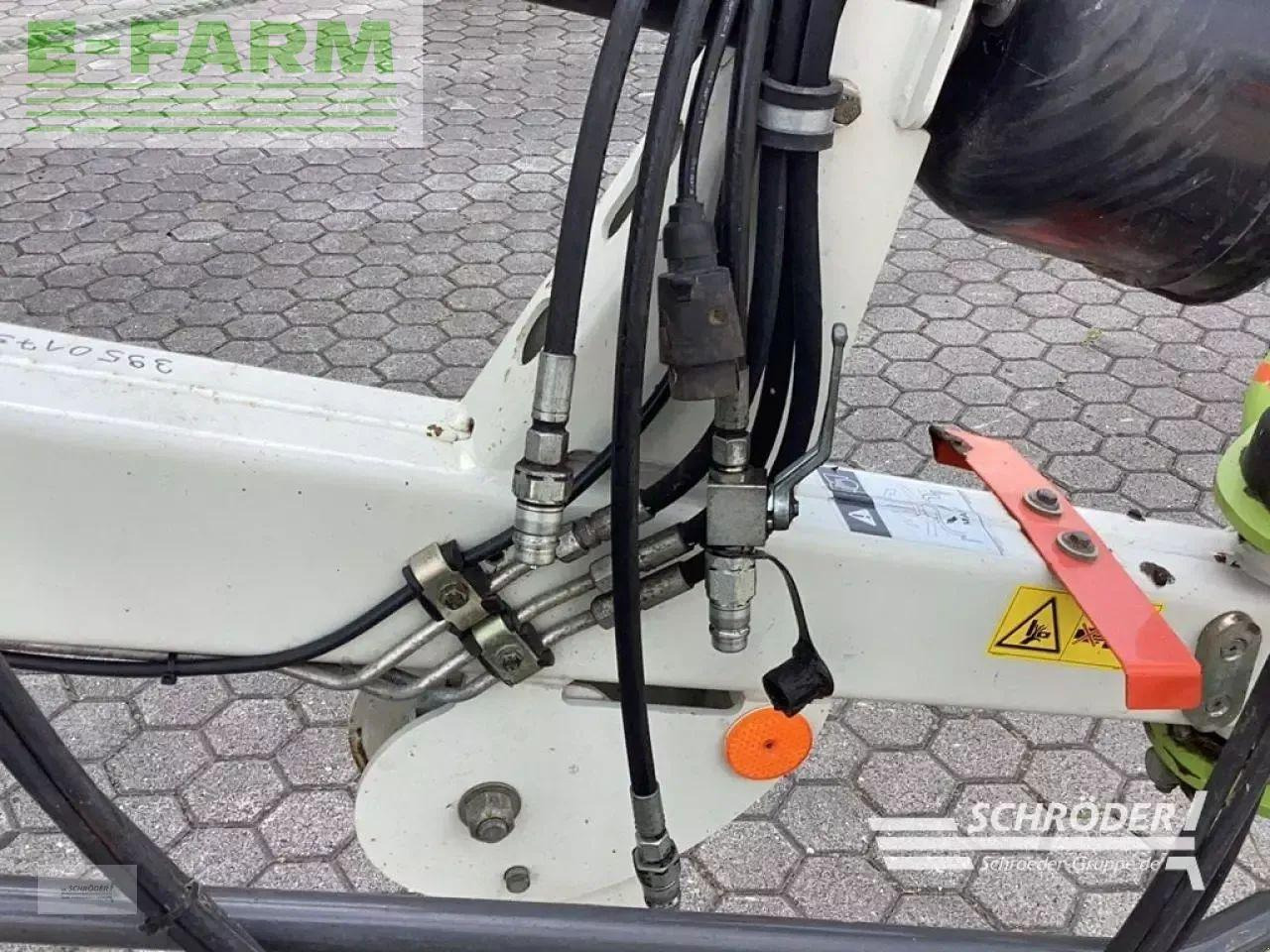 CLAAS liner 2800 - Tedder/ Rake: picture 2 CLAAS liner 2800 - Tedder/ Rake: picture 2