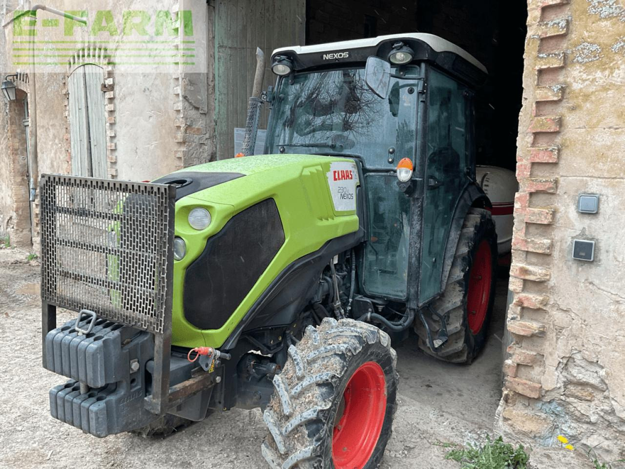 CLAAS nexos 230 vl - Farm tractor: picture 2 CLAAS nexos 230 vl - Farm tractor: picture 2