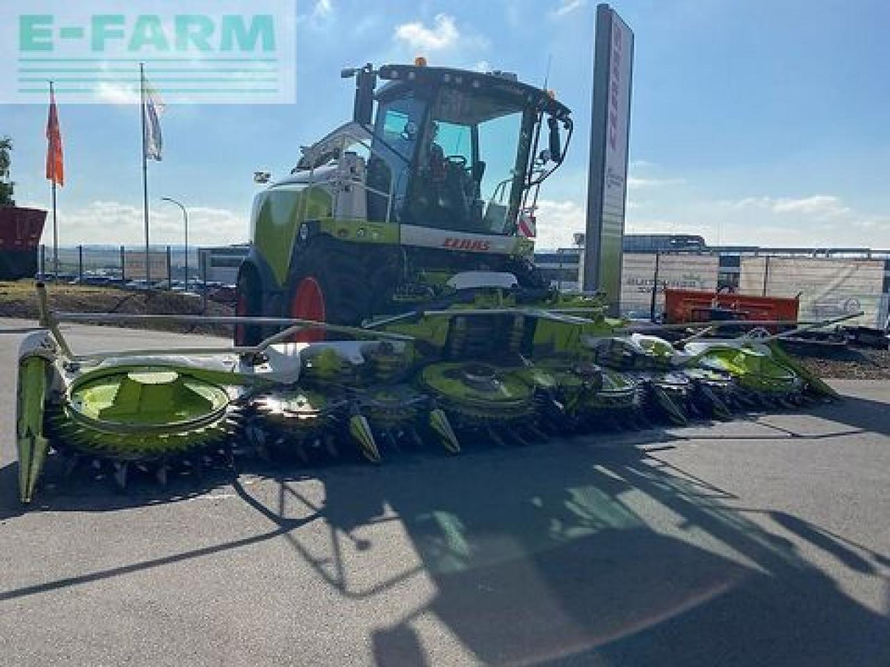 CLAAS orbis 900 i53 - Forage harvester attachment: picture 1 CLAAS orbis 900 i53 - Forage harvester attachment: picture 1