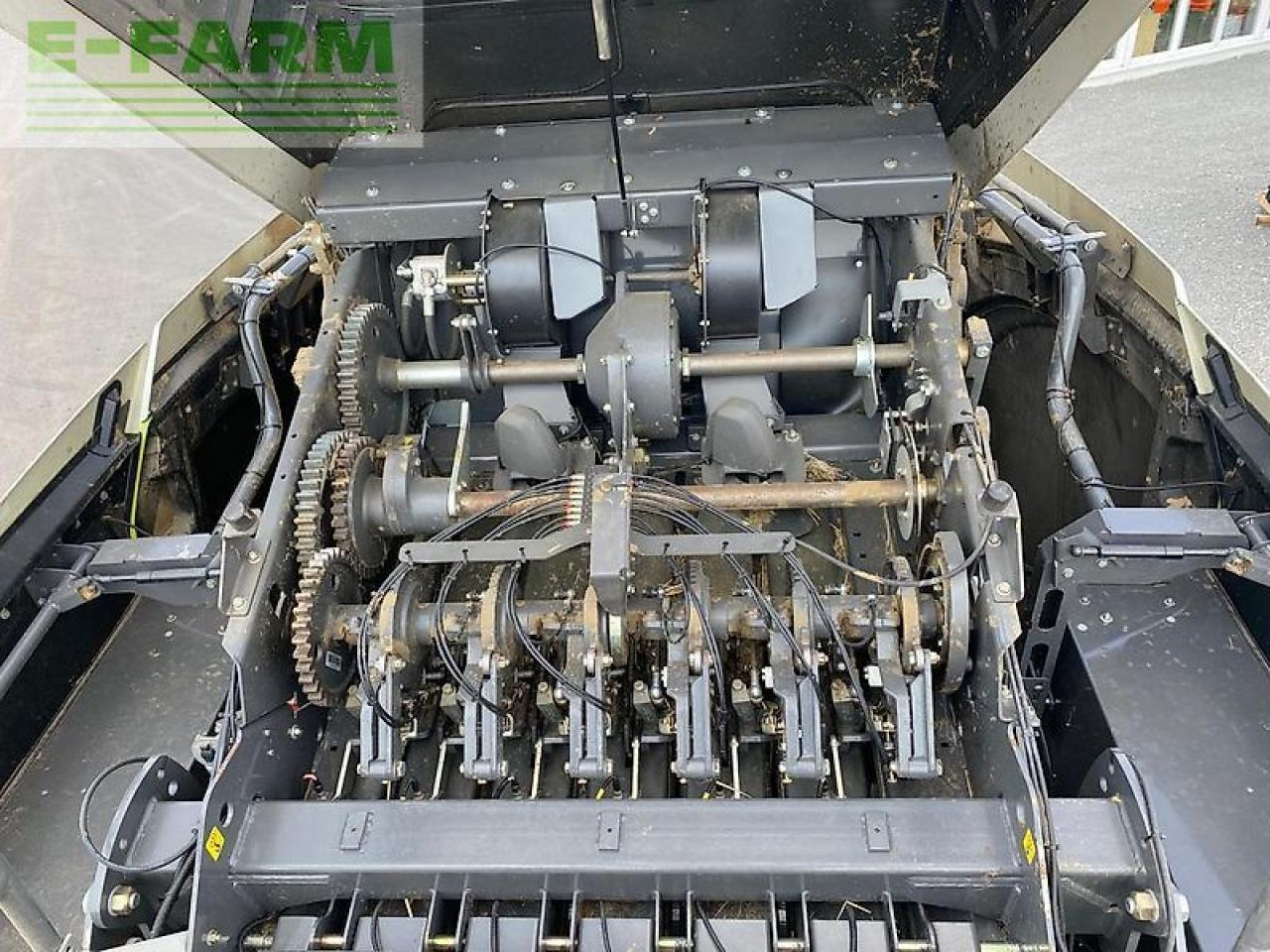 CLAAS quadrant 5300 fc tandem sofort einsatzbereit - Square baler: picture 5 CLAAS quadrant 5300 fc tandem sofort einsatzbereit - Square baler: picture 5