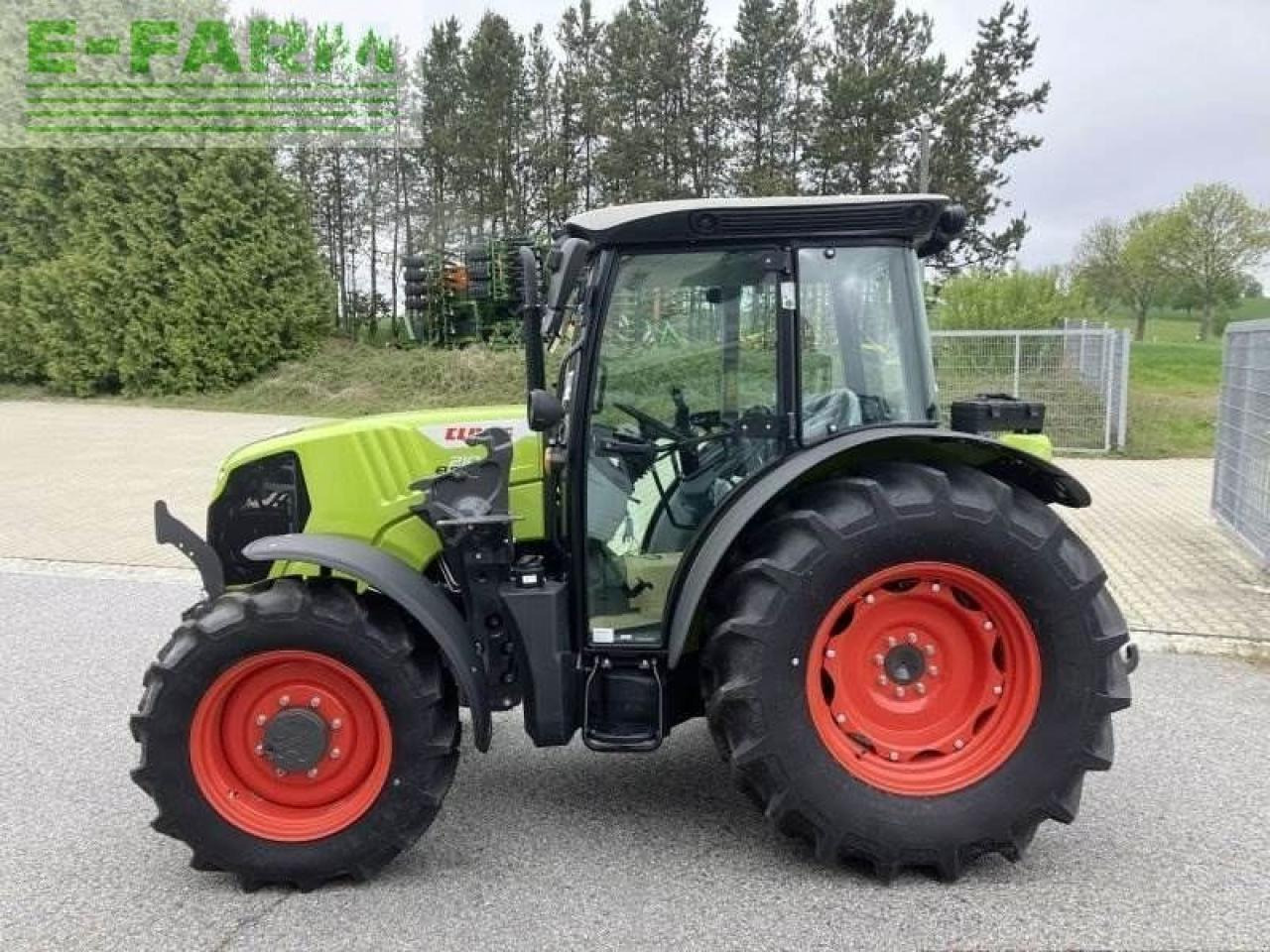 CLAAS traktor elios 210 kabine advan - Farm tractor: picture 3 CLAAS traktor elios 210 kabine advan - Farm tractor: picture 3