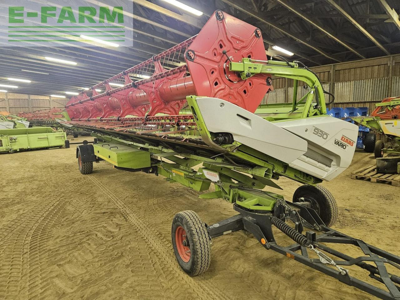 CLAAS vario 930 + 2 rapstrenner + transportwagen - Grain header: picture 2 CLAAS vario 930 + 2 rapstrenner + transportwagen - Grain header: picture 2