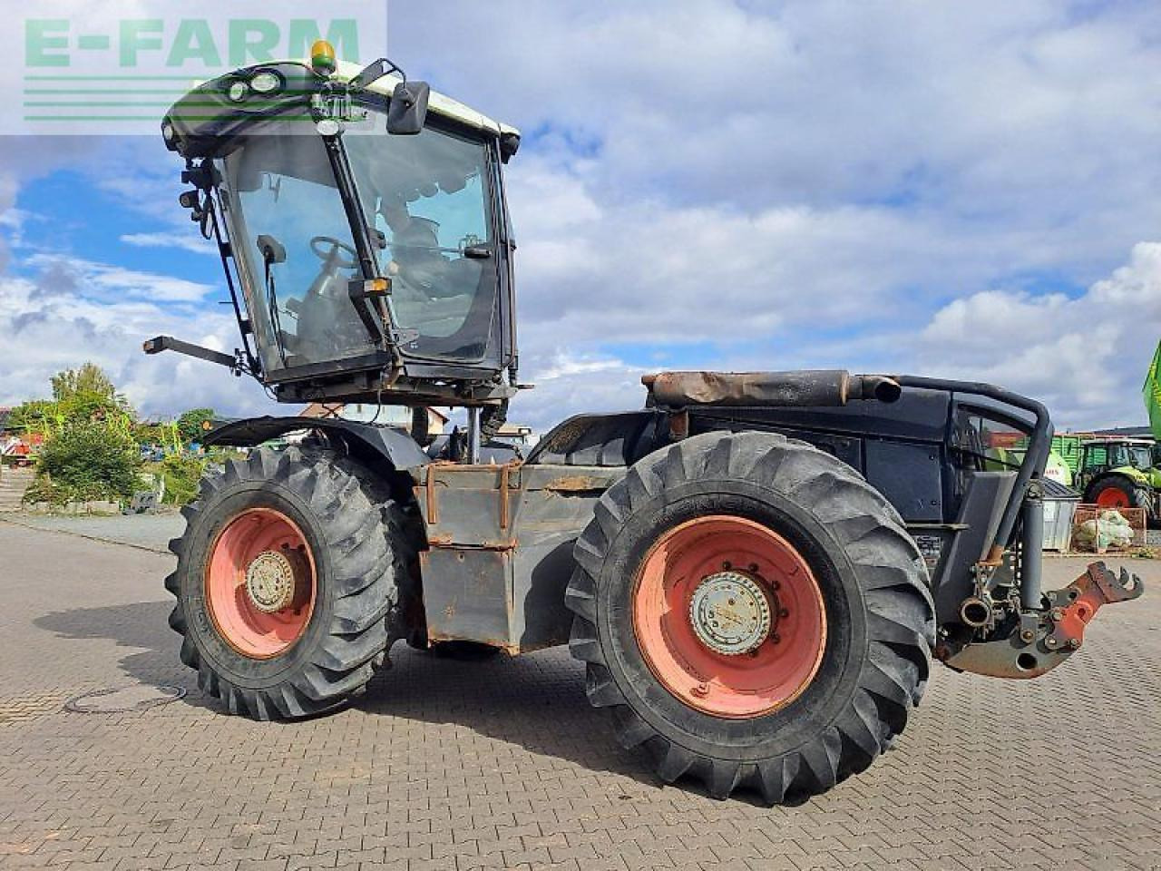 CLAAS xerion 3300 trac vc TRAC VC - Farm tractor: picture 5 CLAAS xerion 3300 trac vc TRAC VC - Farm tractor: picture 5