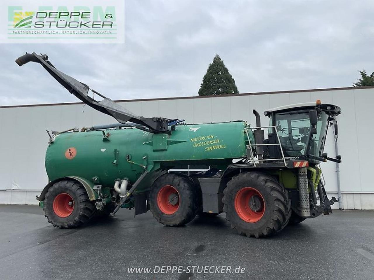 CLAAS xerion 3800 saddle trac SADDLE TRAC - Farm tractor: picture 1 CLAAS xerion 3800 saddle trac SADDLE TRAC - Farm tractor: picture 1