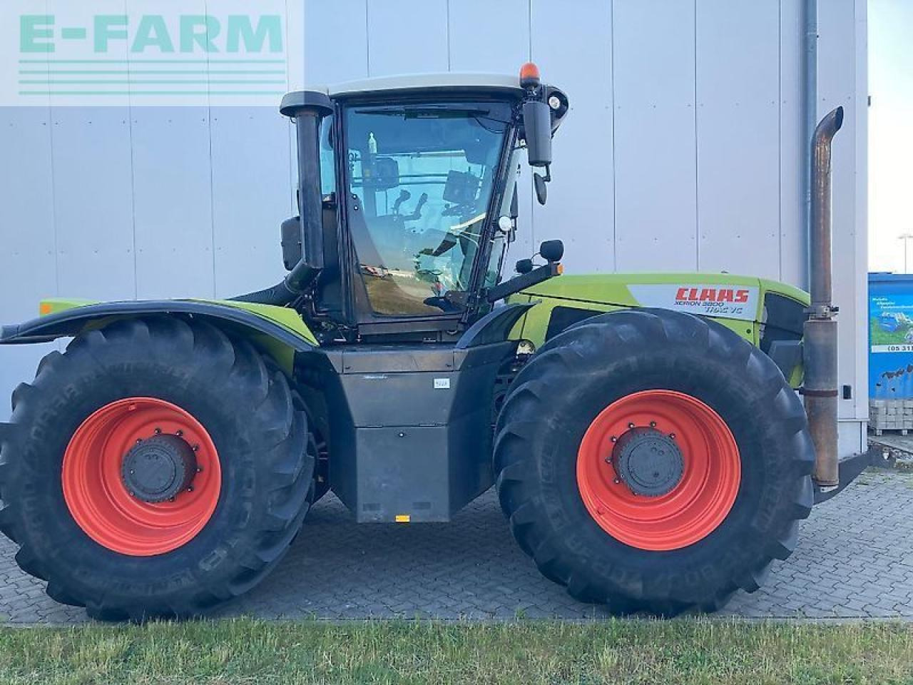 CLAAS xerion 3800 trac vc TRAC VC - Farm tractor: picture 1 CLAAS xerion 3800 trac vc TRAC VC - Farm tractor: picture 1